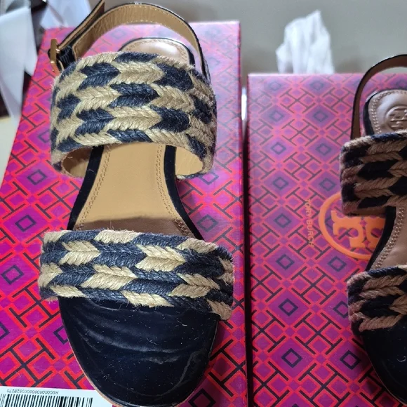 Tory Burch Stylish Navy Blue and Tan Jute Women's Sandals. Size 6 - Picture 3 of 8